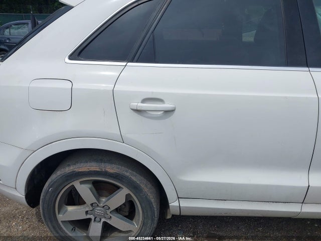Audi Q3 2.0t Premium Plus
