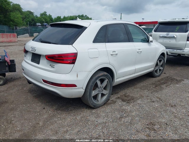 Audi Q3 2.0t Premium Plus
