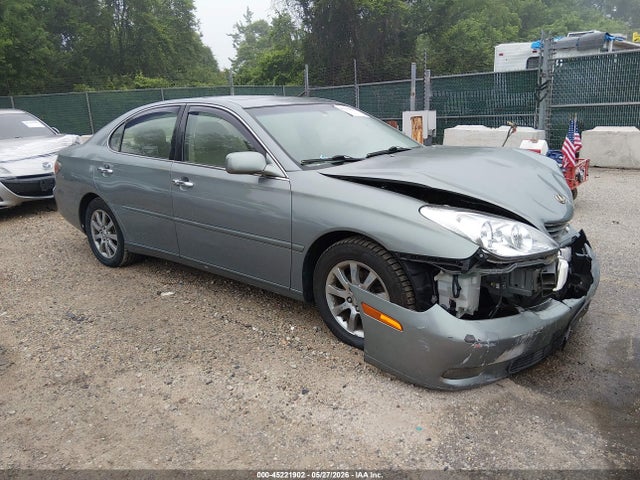 Salvage Lexus Es Image