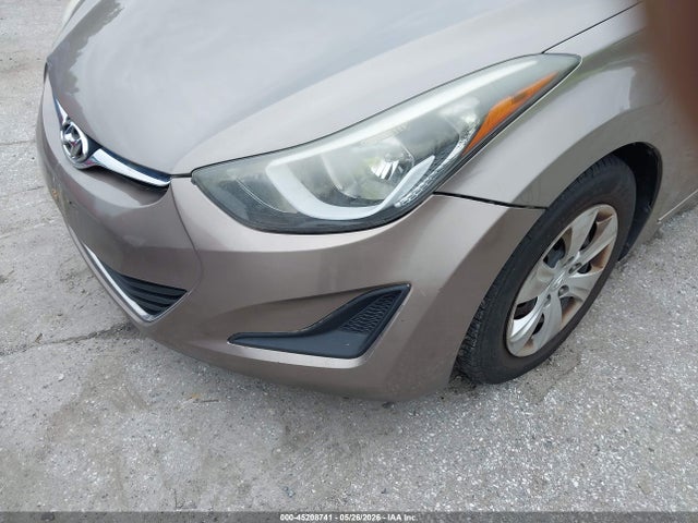 Hyundai ELANTRA Se