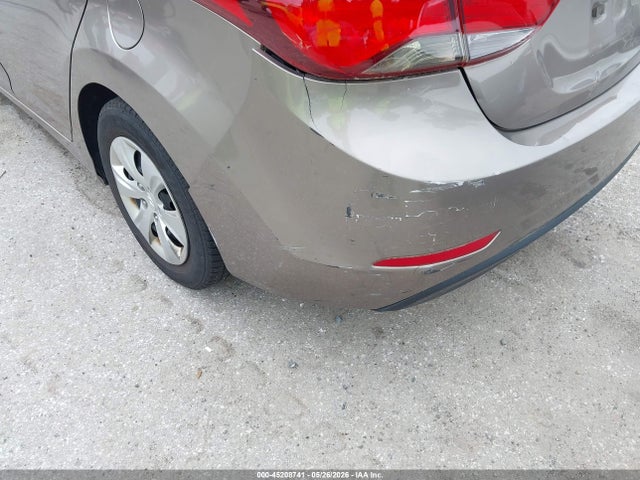 Hyundai ELANTRA Se