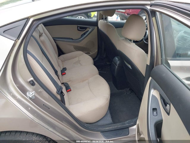 Hyundai ELANTRA Se