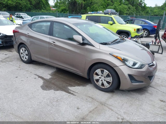Salvage Hyundai ELANTRA Image