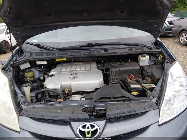 Toyota Sienna Xle