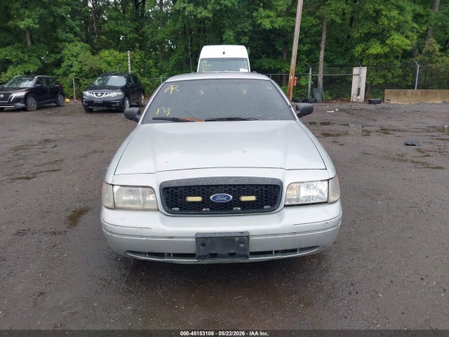 Ford Crown Victoria
