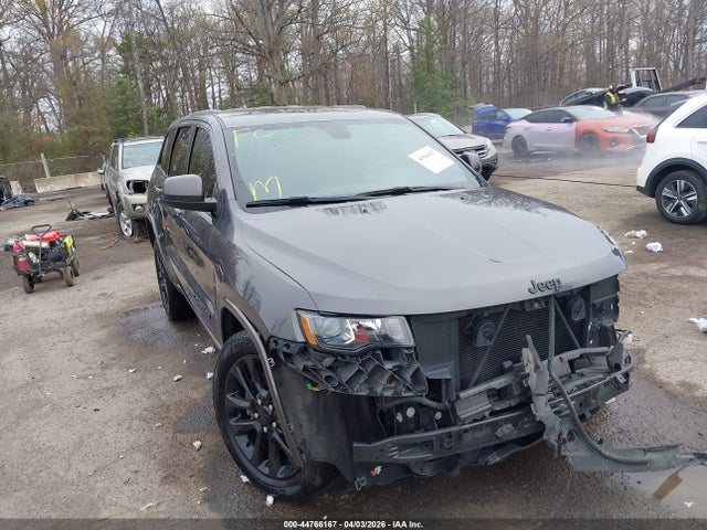 Salvage Jeep Grand Cherokee Image
