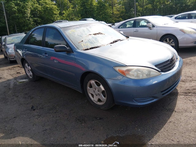 Salvage Toyota Camry Image