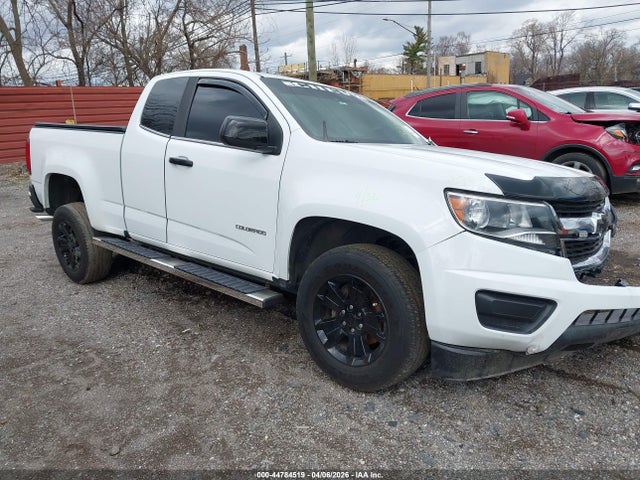 Salvage Chevrolet Colorado Image