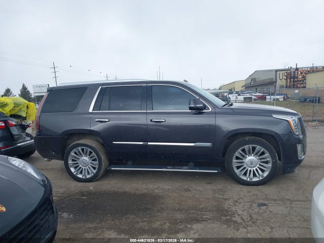 Cadillac Escalade Premium