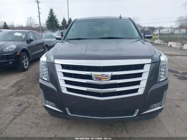 Cadillac Escalade Premium