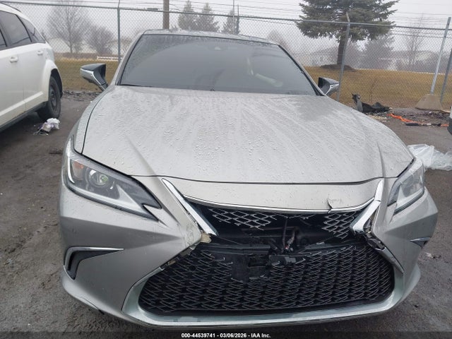 Lexus Es Luxury