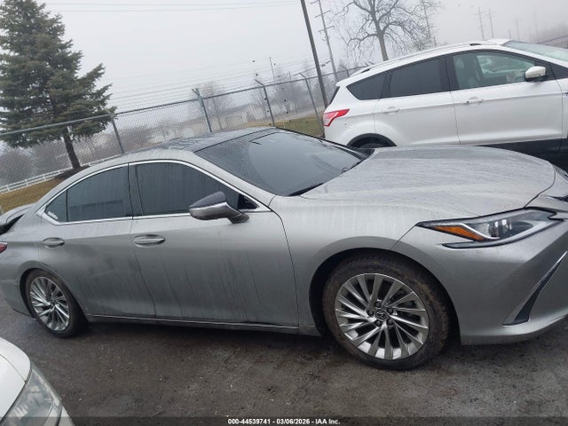 Lexus Es Luxury