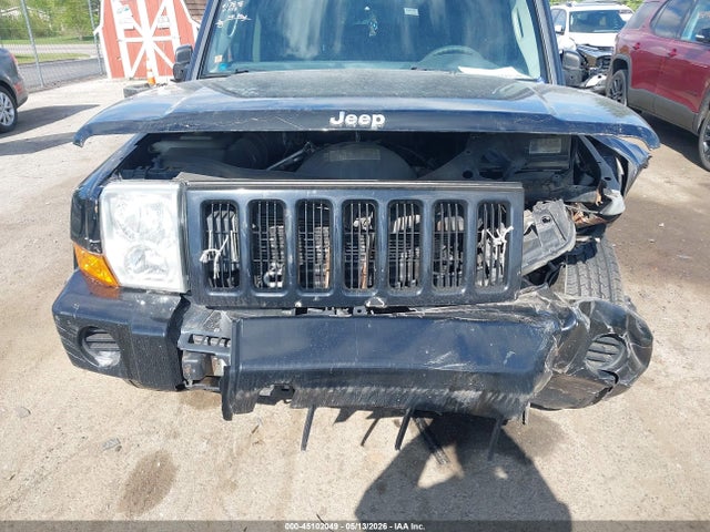 Jeep Commander Sport