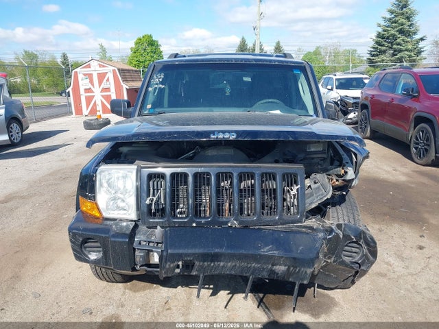Jeep Commander Sport