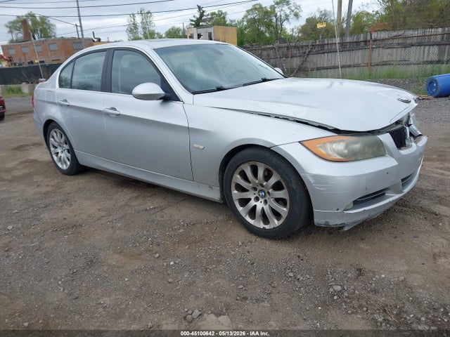 Salvage BMW 3 Series Image