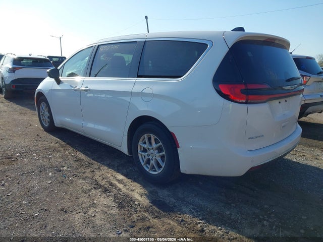 Chrysler Pacifica Select