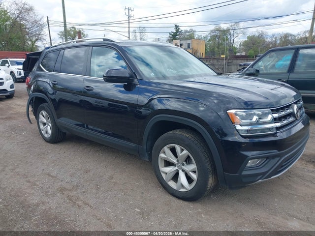 Salvage Volkswagen Atlas Image