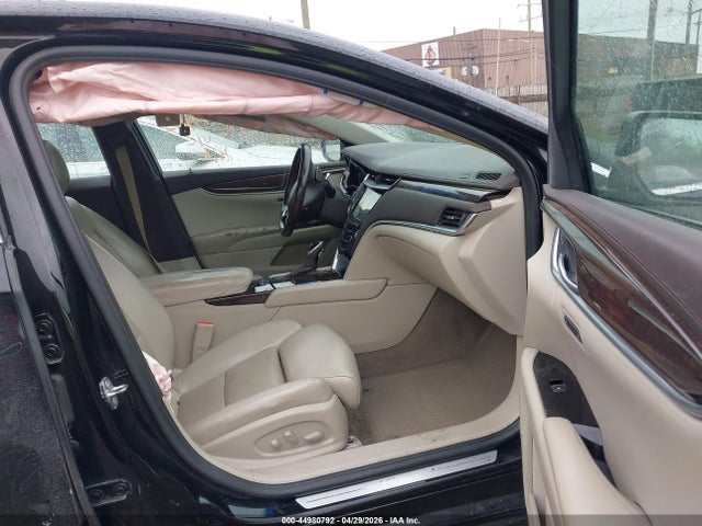 Cadillac XTS Premium Collection