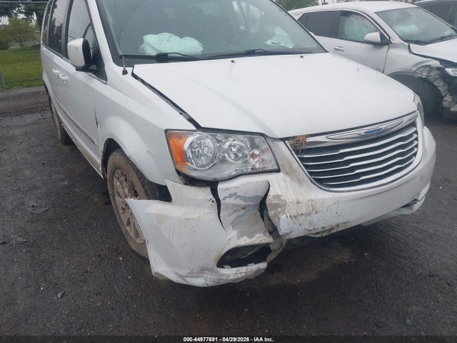 Chrysler Town & Country Touring