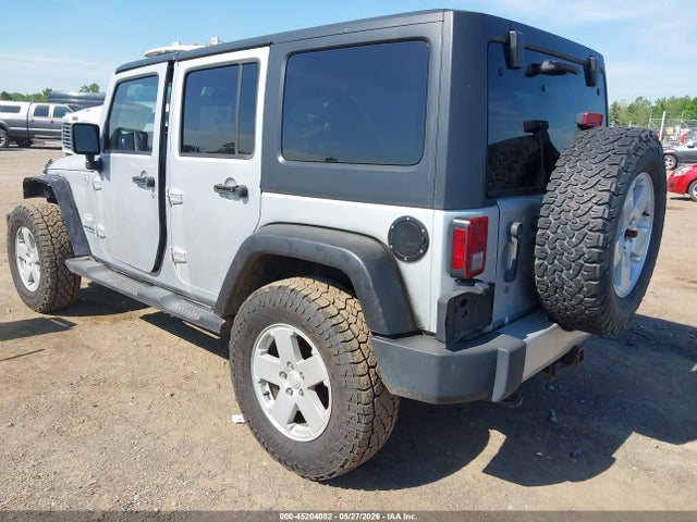 Jeep Wrangler Sahara