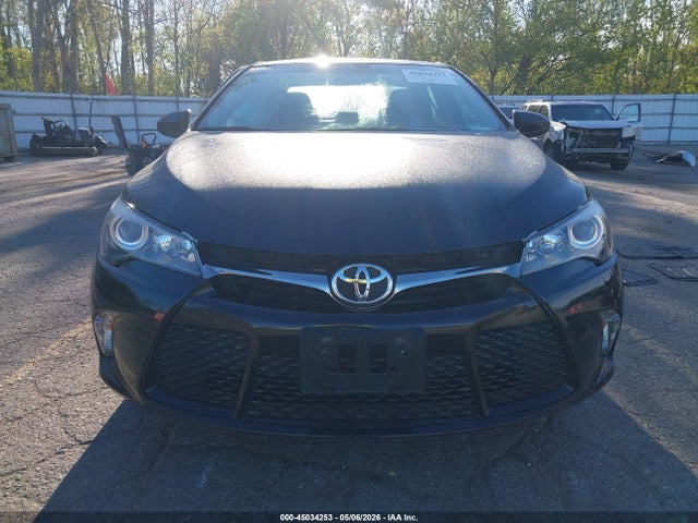 Toyota Camry Se