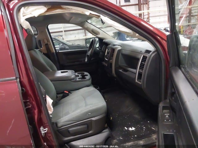 Ram 1500 Express  4x4 5'7 Box