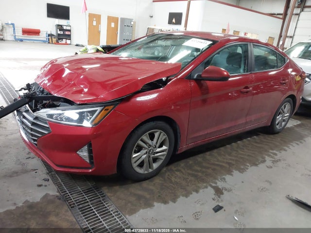 Hyundai ELANTRA Sel