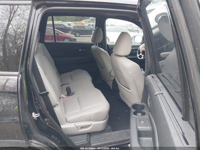Honda Passport Ex-l