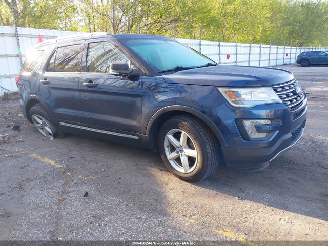 Salvage Ford Explorer Image