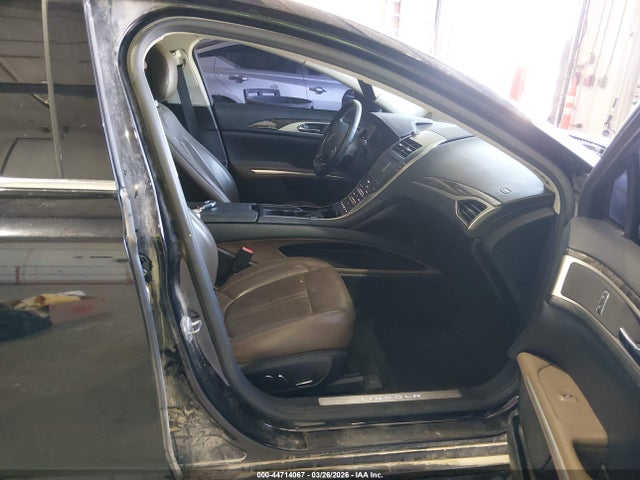 Lincoln MKZ