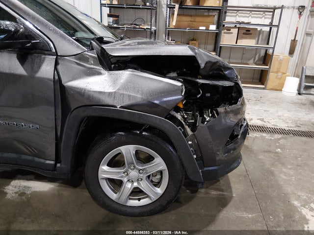 Jeep Compass Latitude 4x4