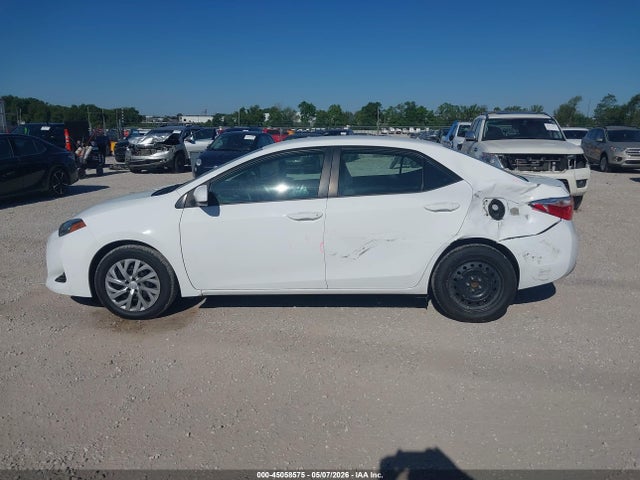 Toyota Corolla Le