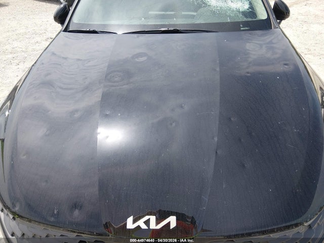 Kia K5 Lxs