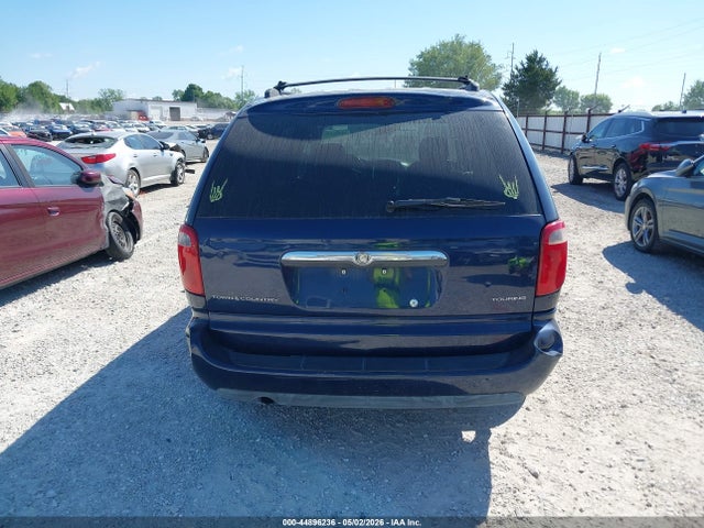 Chrysler Town & Country Touring