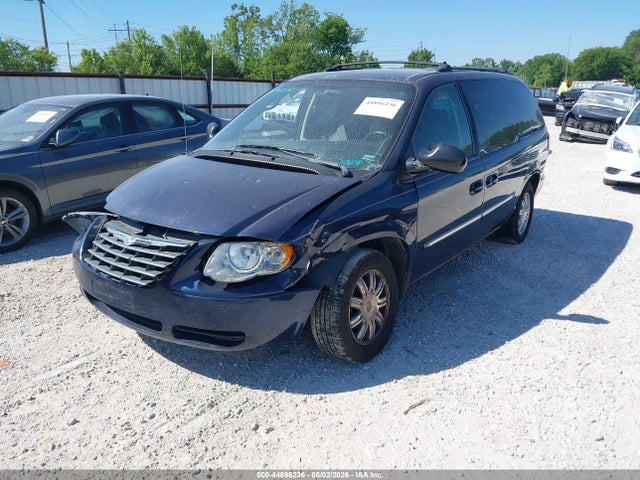 Chrysler Town & Country Touring