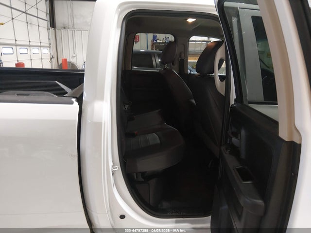 Ram 1500 Tradesman  4x4 6'4 Box