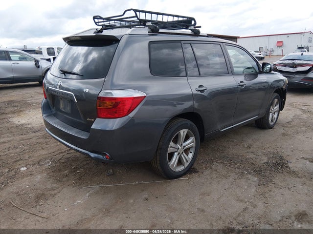 Toyota Highlander Sport