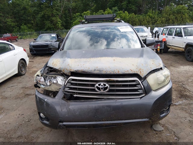 Toyota Highlander Sport