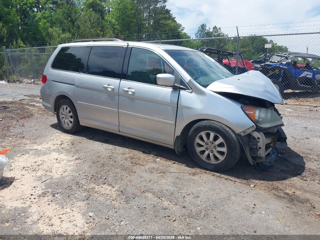 Salvage Honda Odyssey Image