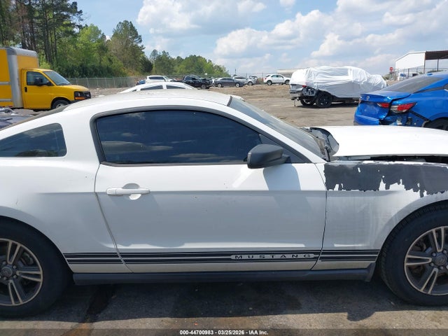 Ford Mustang V6 Premium