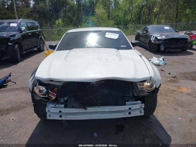 Ford Mustang V6 Premium