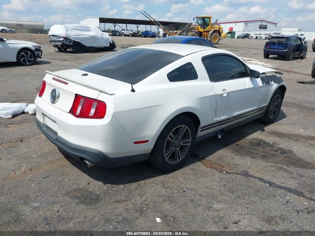 Ford Mustang V6 Premium