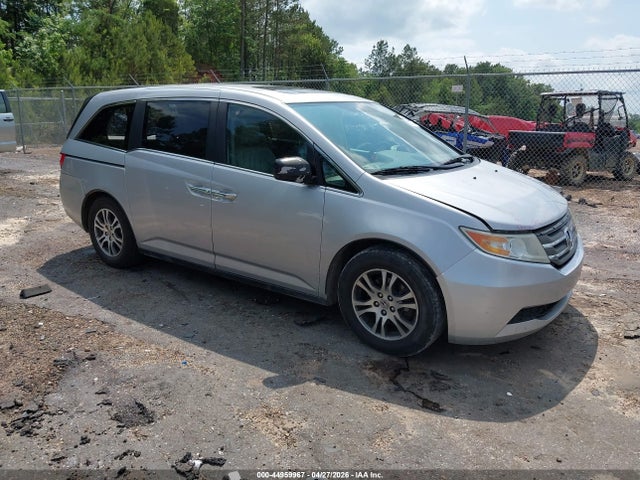 Salvage Honda Odyssey Image