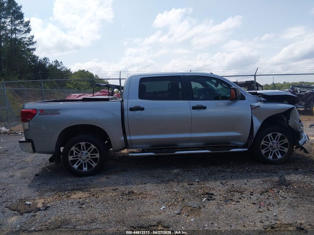 Toyota Tundra Grade 5.7l V8