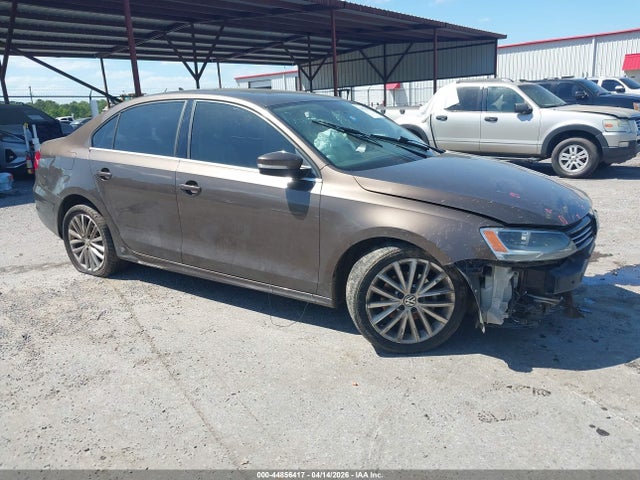 Salvage Volkswagen Jetta Image
