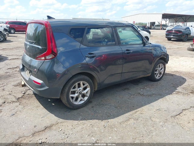 Kia Soul S