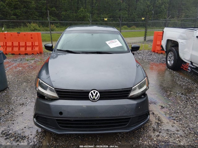 Volkswagen Jetta 2.0l S