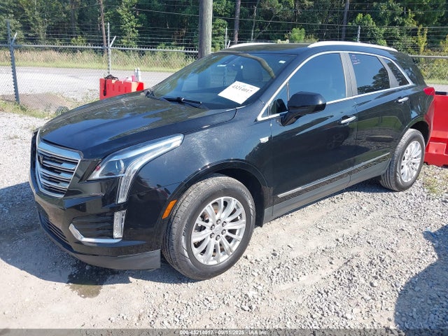 Cadillac XT5 Standard