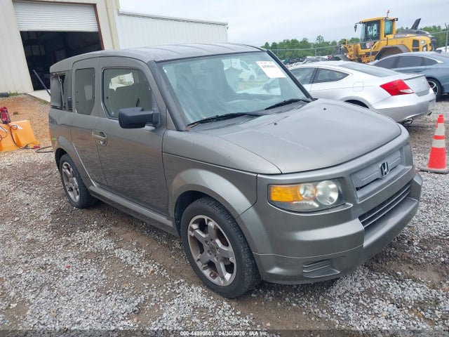 Salvage Honda Element Image