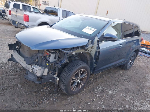 Toyota Highlander Le Plus